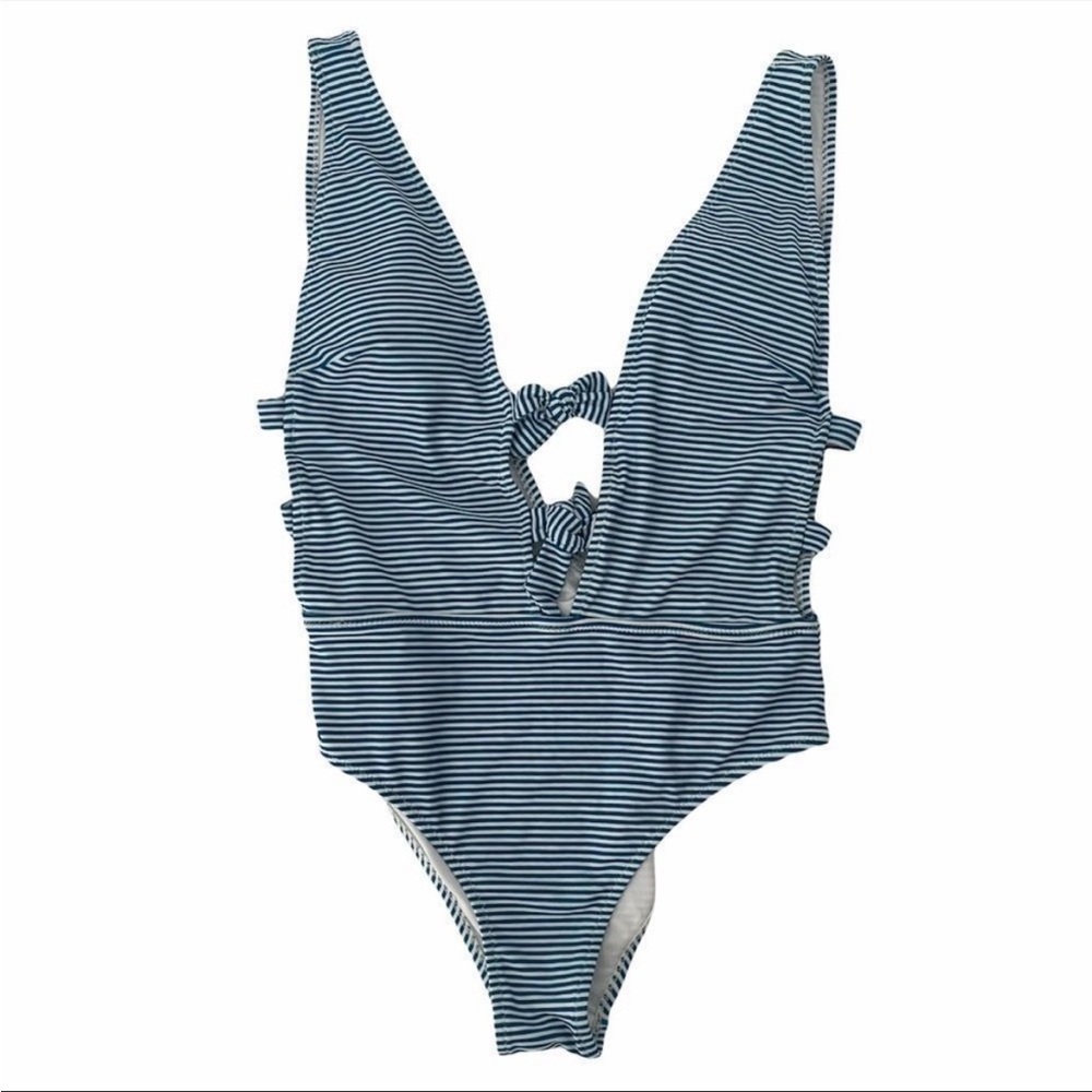 Cupshe blue and white striped one piece bathing swimsuit SIZE M